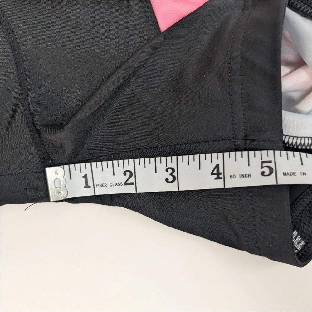 WOMENS BLACK AND PINK CYCLING BIKING ATHLETIC SHORTS SZ MED INDOOR CYCLING CLASS
